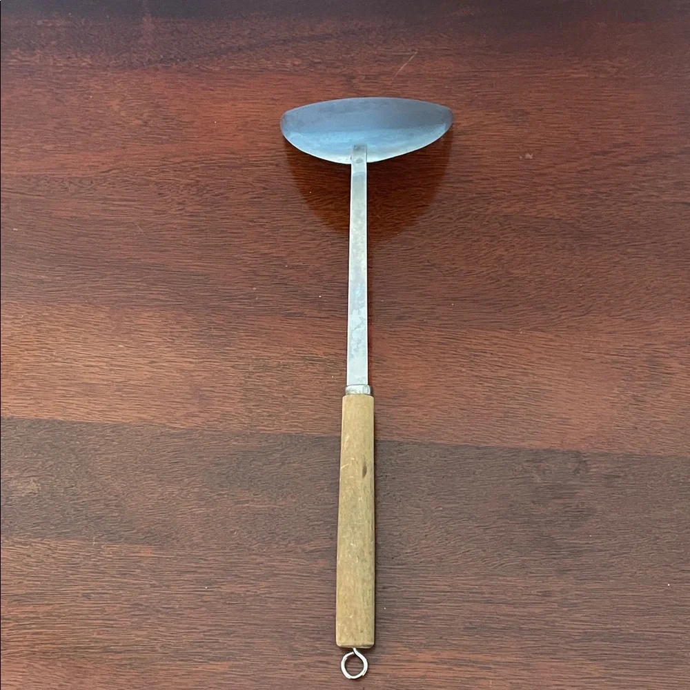 Elegant Silver and Wood Wok Spatula